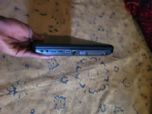 Laptop Toshiba Satellite C55 4GB Intel HDD 700GB