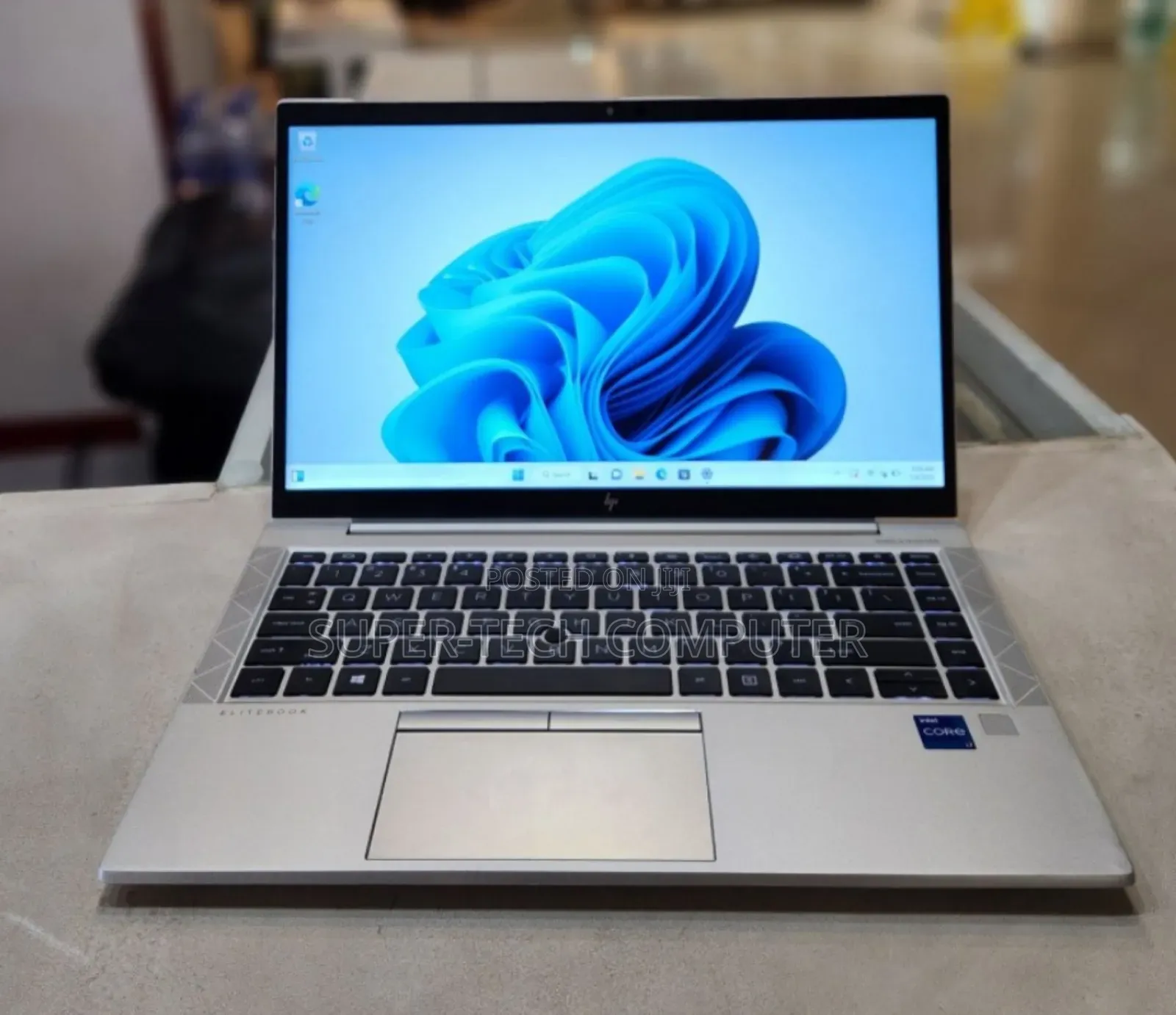 New Laptop HP EliteBook 840 G8 16GB Intel Core I7 SSD 512GB