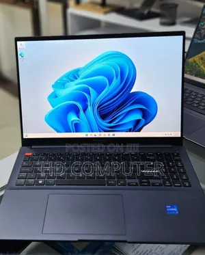 New Laptop Asus VivoBook 15 X505BA 16GB Intel Core I7 SSD 512GB