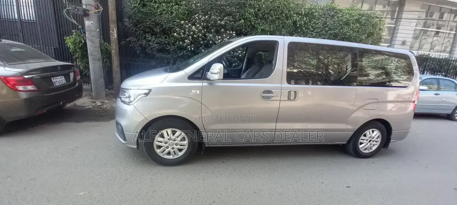 Hyundai Starex 2021 Silver