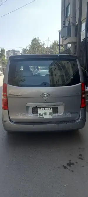 Hyundai Starex 2021 Silver