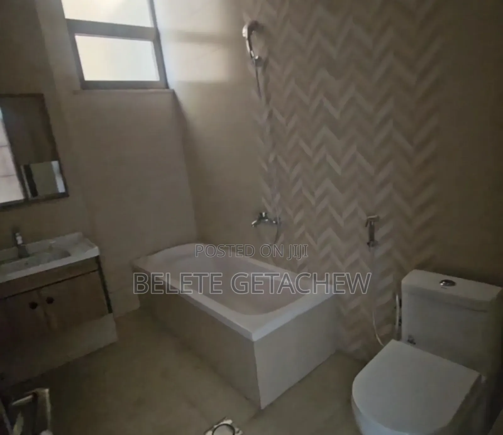 3bdrm Apartment in Bole Wolo Sefer, for sale