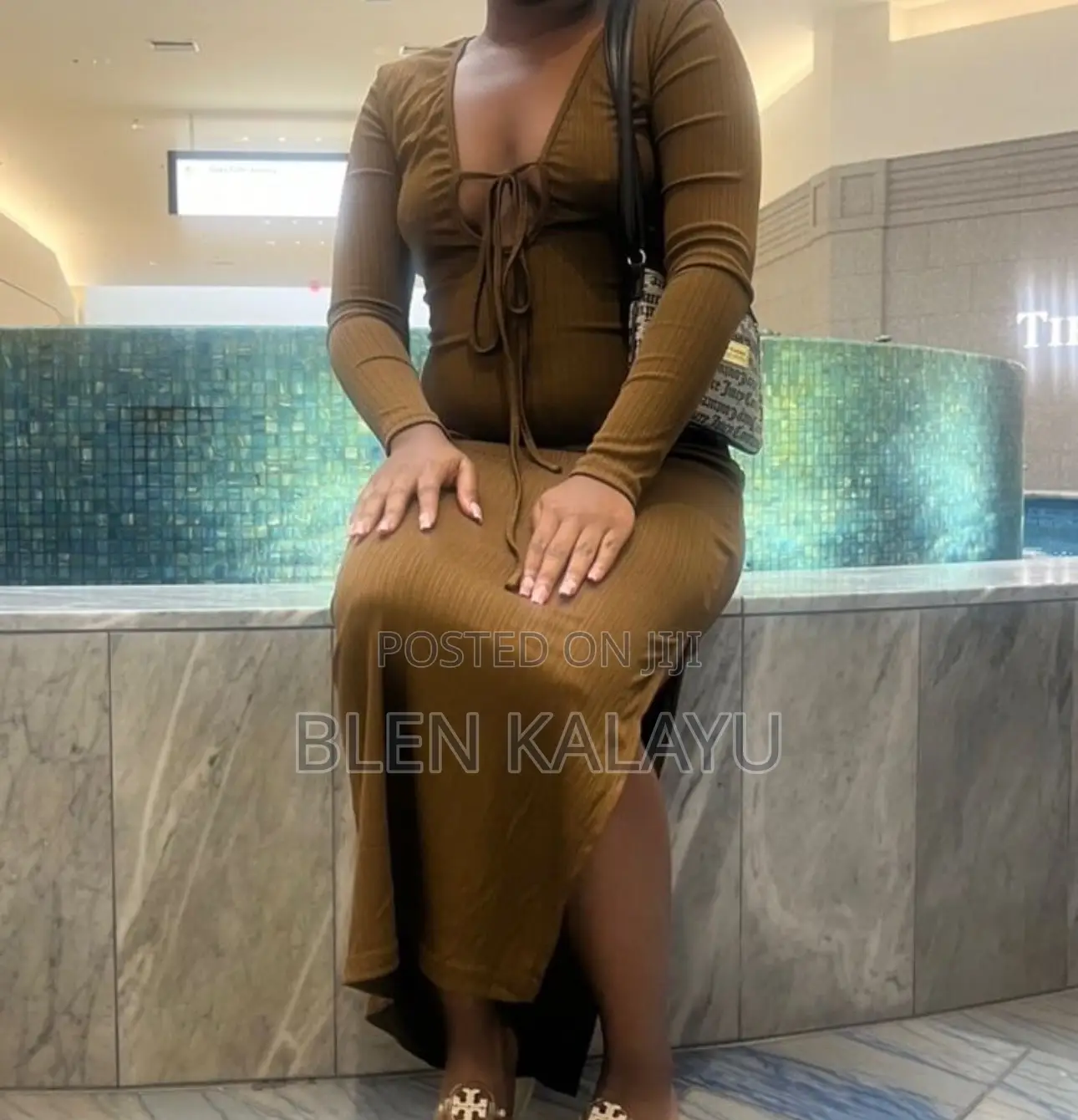 SHEIN Vavaluxe Texture v-Neckline Dress With Cut-Out Details