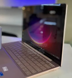 New Laptop Microsoft Surface 8GB Intel Core I5 SSD 512GB