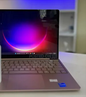 New Laptop Microsoft Surface 8GB Intel Core I5 SSD 512GB