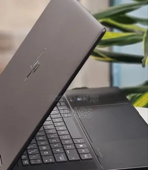 New Laptop HP Spectre X360 32GB Intel Core I7 SSD 1T