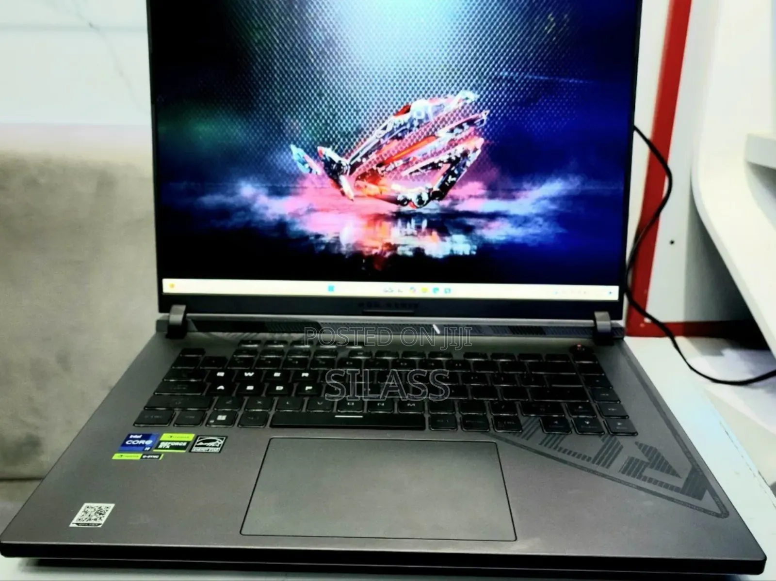 New Laptop Asus ROG Strix G15 16GB Intel Core I9 SSD 1T