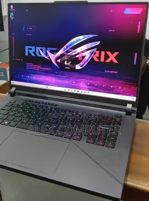 New Laptop Asus ROG Strix G15 32GB Intel Core I9 SSD 1T
