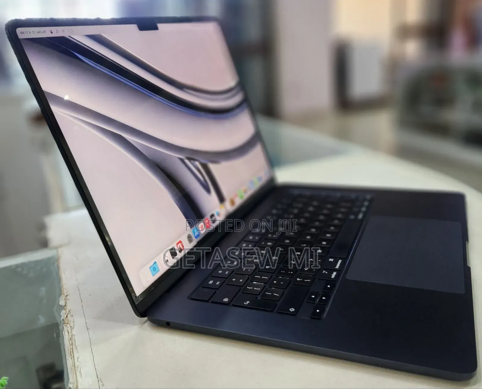 New Laptop Apple MacBook Air 2022 M2 8GB Apple M2 SSD 512GB