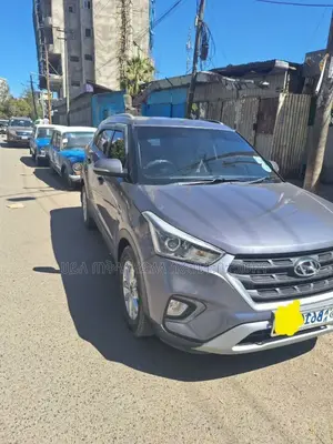 Photo - Hyundai Creta 2020 Gray