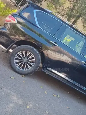 Nissan Patrol 2015 Black