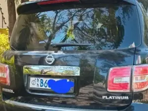 Nissan Patrol 2015 Black