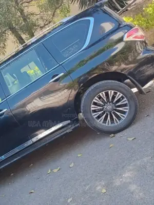 Nissan Patrol 2015 Black