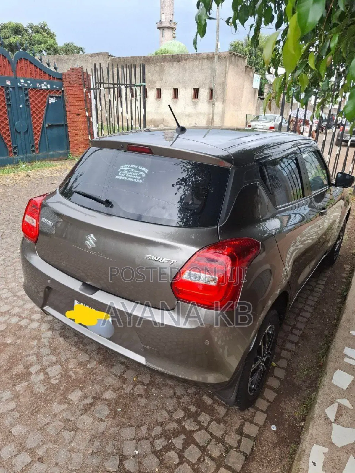 Suzuki Swift 2022 Gray