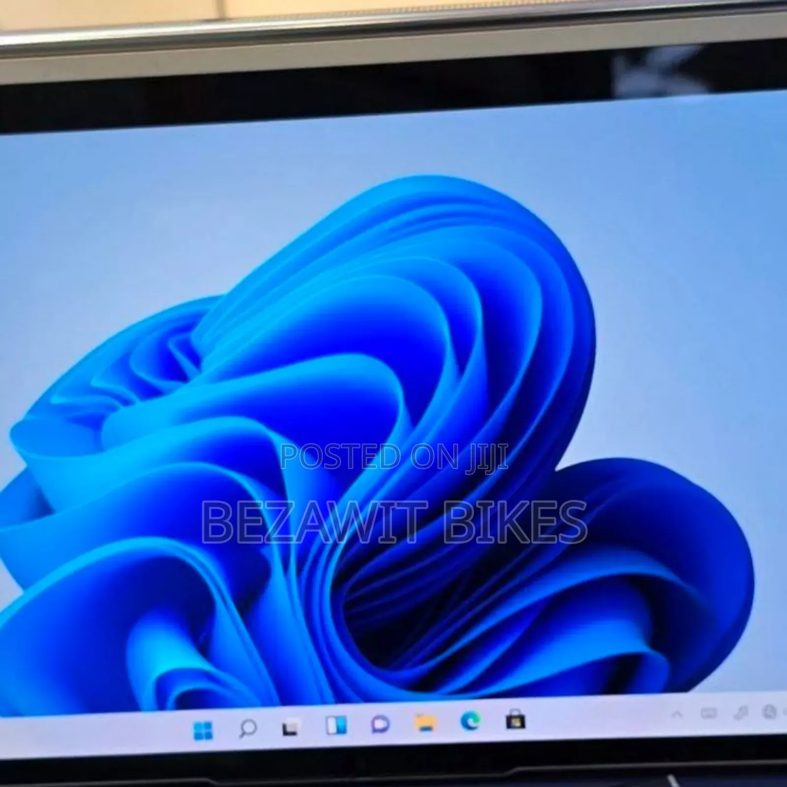 New Laptop Lenovo 16GB Intel Core I7 SSD 1T