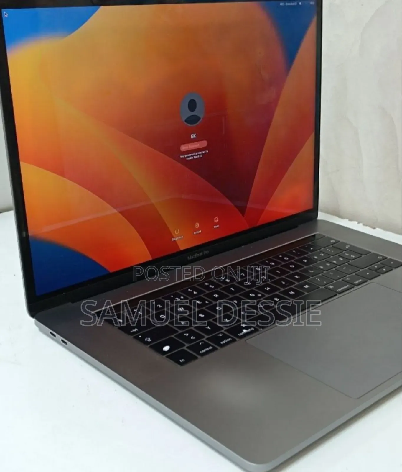 New Laptop Apple MacBook Pro 2017 16GB Intel Core I7 SSD 512GB