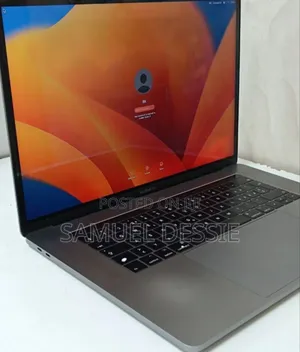 New Laptop Apple MacBook Pro 2017 16GB Intel Core I7 SSD 512GB