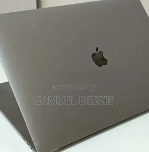 New Laptop Apple MacBook Pro 2017 16GB Intel Core I7 SSD 512GB