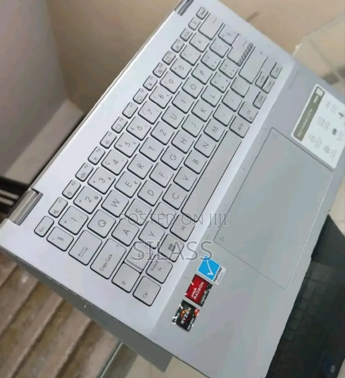 New Laptop Asus VivoBook 15 X505BA 16GB AMD Ryzen 7 SSD 512GB