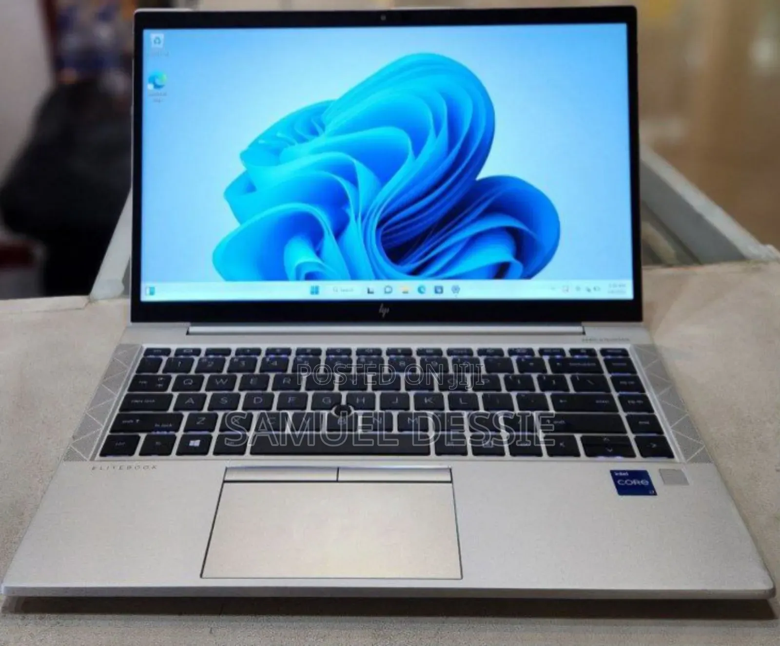 New Laptop HP EliteBook 840 G8 16GB Intel Core I7 SSD 512GB