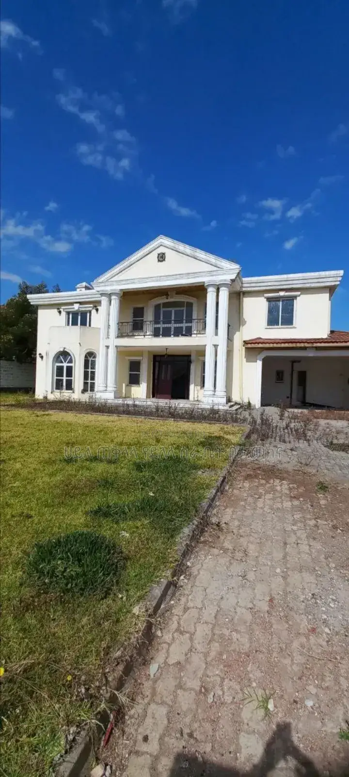 6bdrm House in Ccd Real State, Oromia-Finfinne for sale