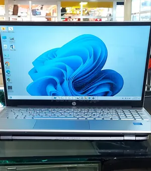 New Laptop HP Pavilion 15z 16GB Intel Core I5 SSD 512GB