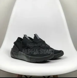 Under Armour Hovr Phantom 3 Shoes