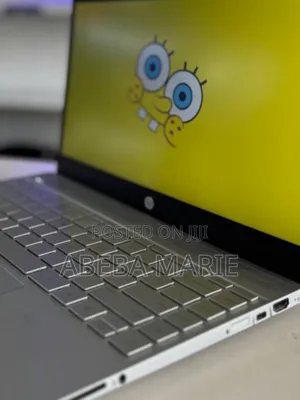 New Laptop HP Pavilion 14 8GB Intel Core I7 SSD 512GB