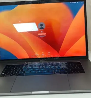 New Laptop Apple MacBook Pro 2017 16GB Intel Core I7 SSD 512GB