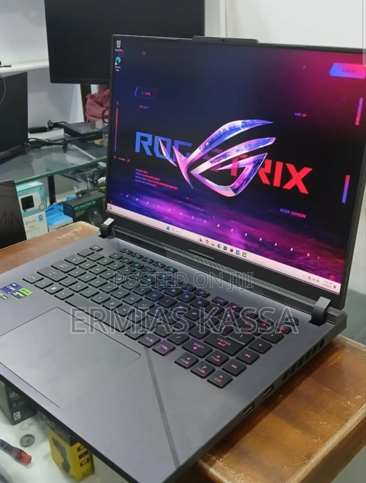 New Laptop Asus ROG Strix G17 32GB Intel Core I9 SSD 1T