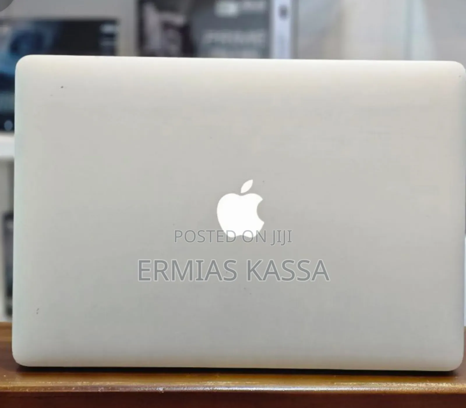 New Laptop Apple MacBook Pro 2015 16GB Intel Core I7 SSD 512GB