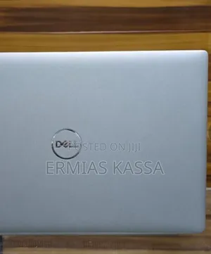 New Laptop Dell Precision 5570 32GB Intel Core I7 SSD 512GB