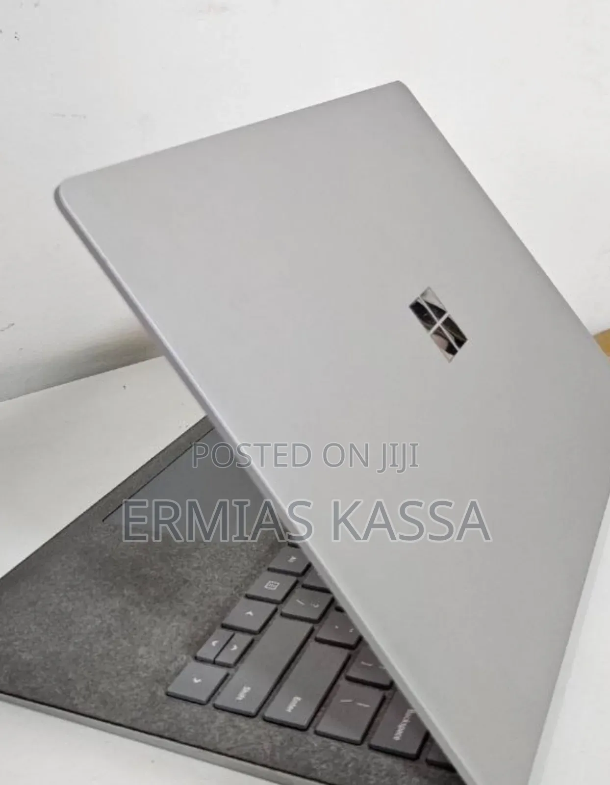 New Laptop Microsoft Surface Laptop 2 16GB Intel Core I5 SSD 256GB