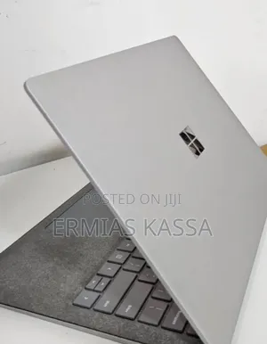 Photo - New Laptop Microsoft Surface Laptop 2 16GB Intel Core I5 SSD 256GB