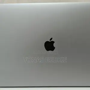 New Laptop Apple MacBook Pro 2017 16GB Intel Core I7 SSD 512GB