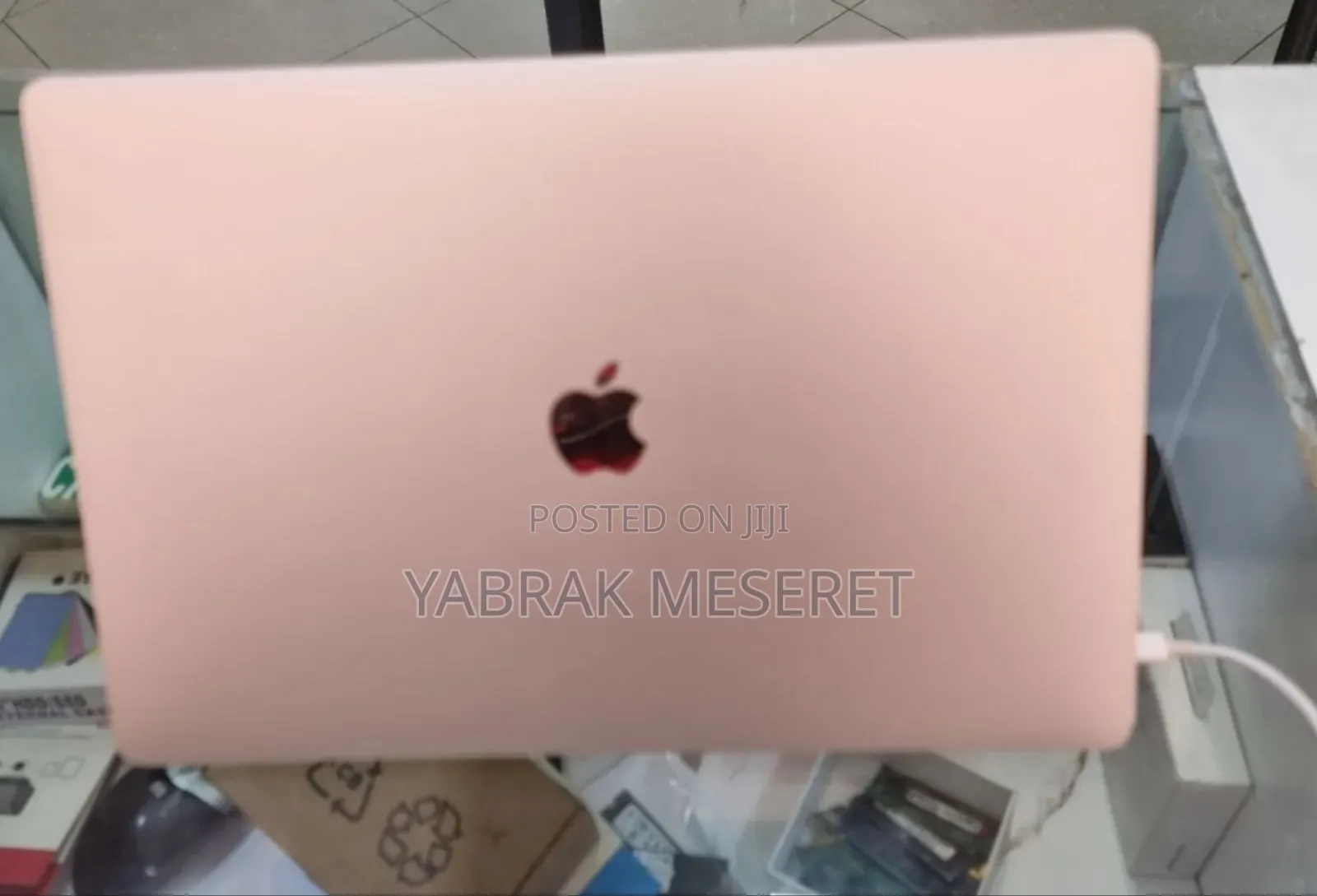 New Laptop Apple MacBook Pro 2019 16GB Intel Core I9 SSD 512GB