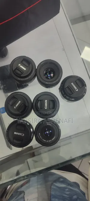 Photo - Canon Fixed Lens