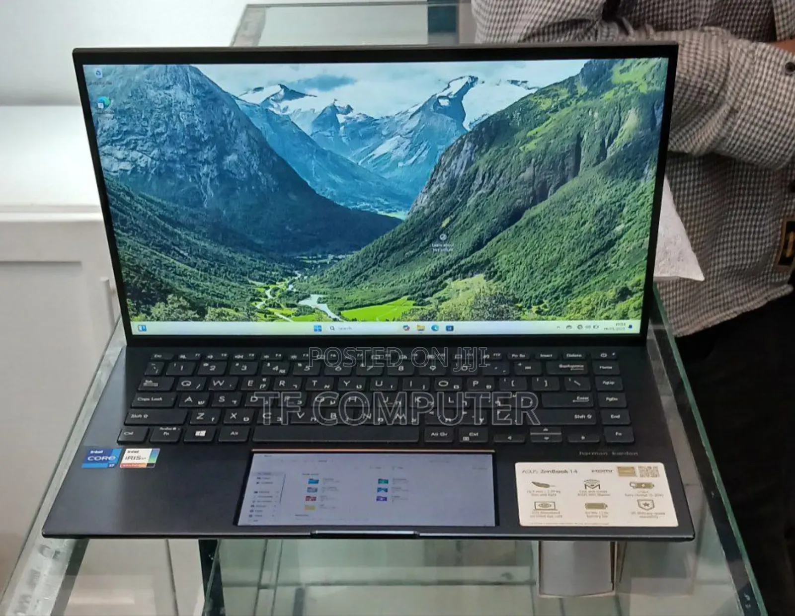 New Laptop Asus Zenbook 14 UX434 16GB Intel Core I7 SSD 1T