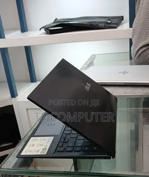 New Laptop Asus Zenbook 14 UX434 16GB Intel Core I7 SSD 1T