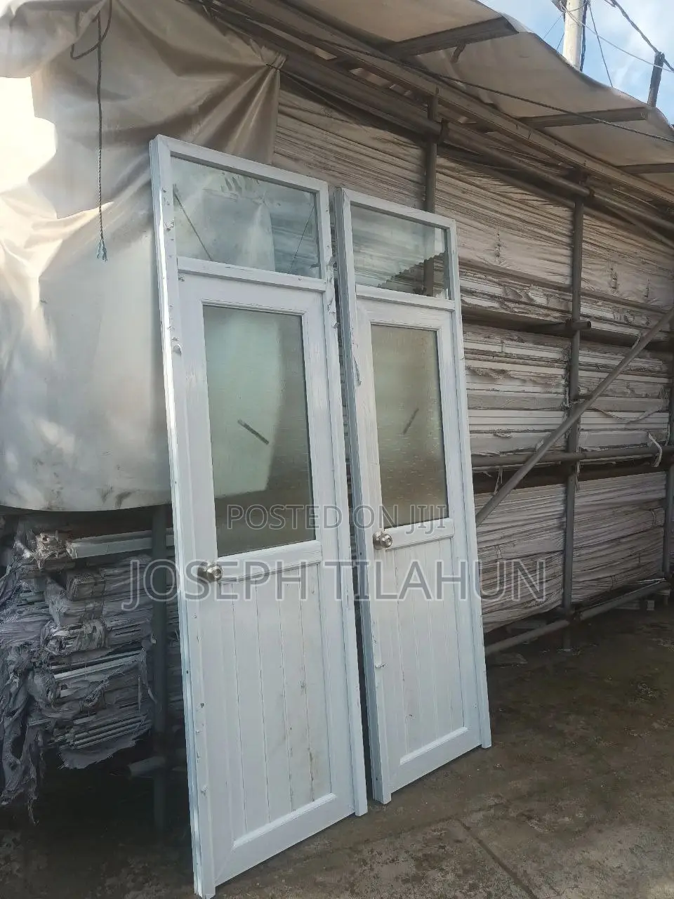 የ ፒቪሲ(Pvc) በሮችን ከ ቁልፍ ጋር በቅናሽ ዋጋ እያመረትን እንገኛለን!