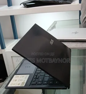 Photo - New Laptop Asus ZenBook UX510UW 16GB Intel Core I7 SSD 512GB