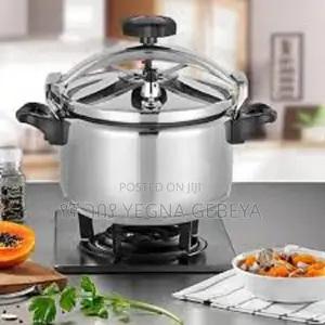 Stainless Steel Pressure Cooker, Large Capacity 7L