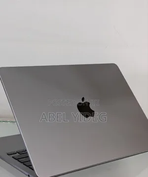 Photo - New Laptop Apple MacBook Air 2022 M2 8GB Apple M2 SSD 256GB