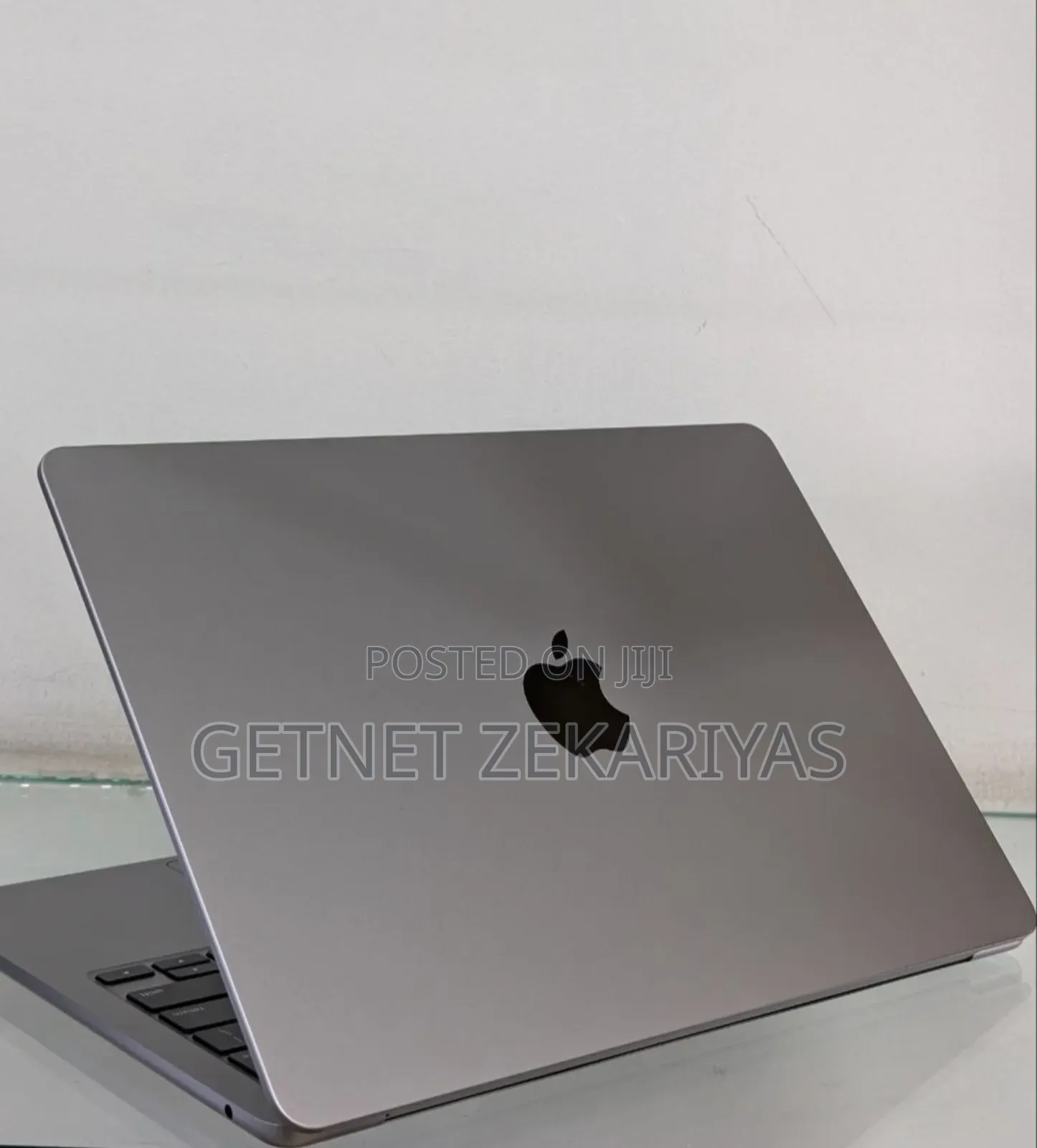 New Laptop Apple MacBook Air 8GB Apple M2 SSD 256GB