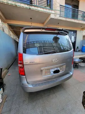 Hyundai Starex 2015 Silver