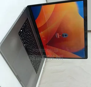 New Laptop Apple MacBook Pro 2017 16GB Intel Core I7 SSD 512GB