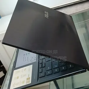 New Laptop Asus 16GB Intel Core I7 SSD 1T