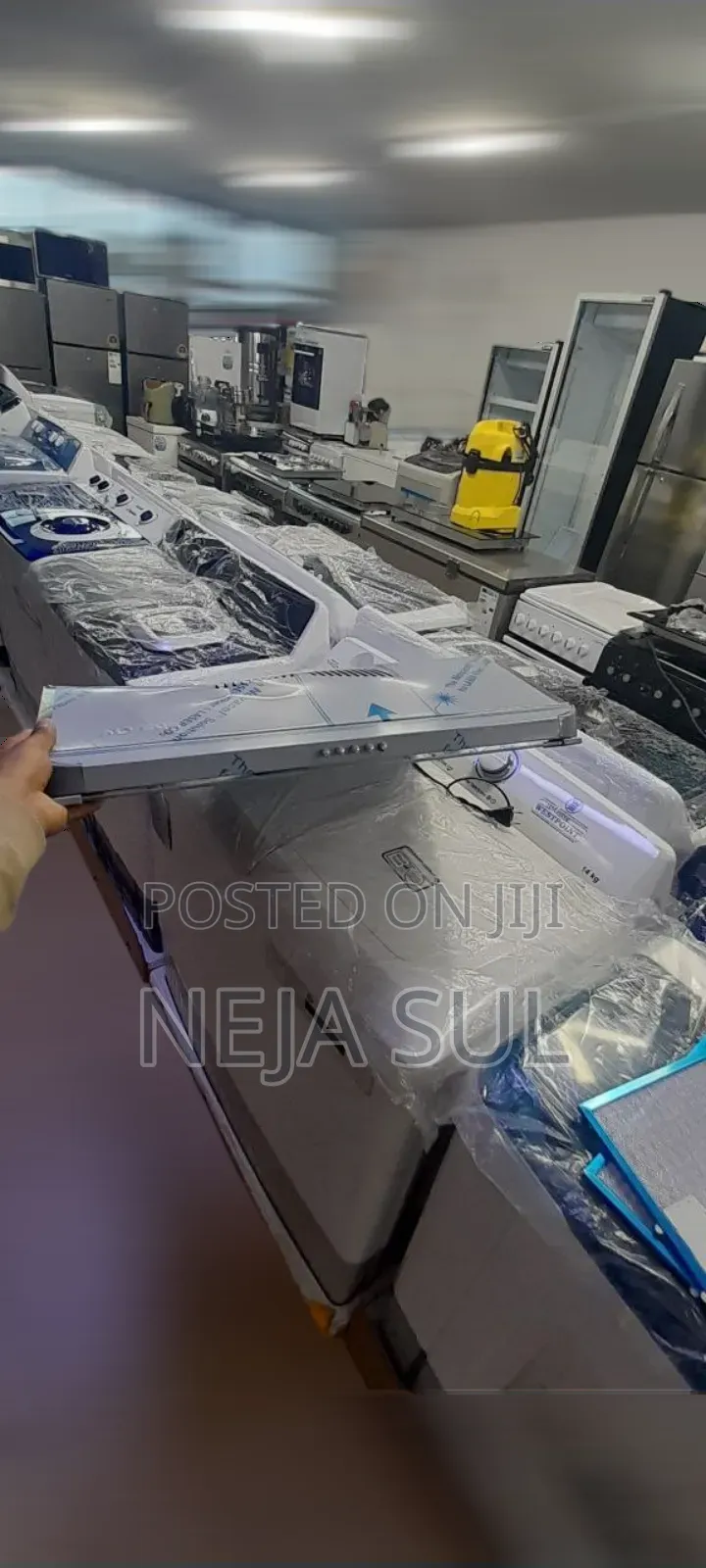 Hoods in and Out Range 60×60standard Sakers