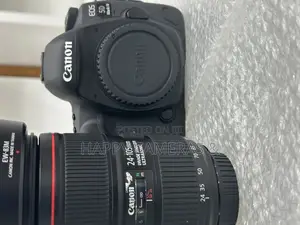 Canon 5D Mark IV 24-105mm