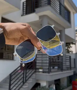 Photo - MARC JACOBS 3 in One